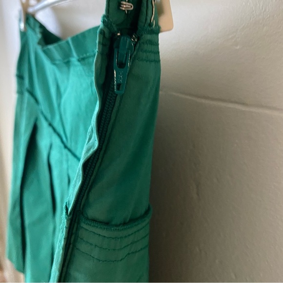 BCBG Green Pleated Mini Skirt - Picture 4 of 7